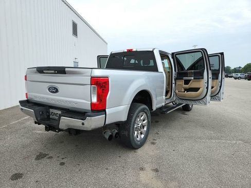 Used 2018 Ford F250 Lariat w/ Chrome Package AWD/4WD image 18