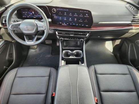 Used 2025 Chevrolet Traverse Z71 AWD/4WD image 27