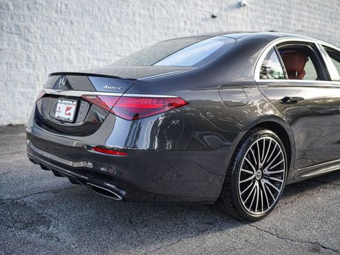 Used 2022 Mercedes-Benz S 500 4MATIC image 14
