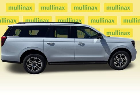 New 2026 Ford Expedition Max Active RWD image 16