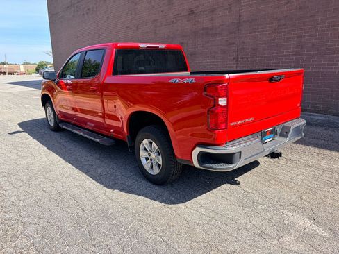 Used 2023 Chevrolet Silverado 1500 LT w/ Protection Package AWD/4WD image 3