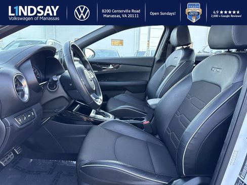 Used 2021 Kia Forte GT-Line w/ GT-Line Premium Package image 9