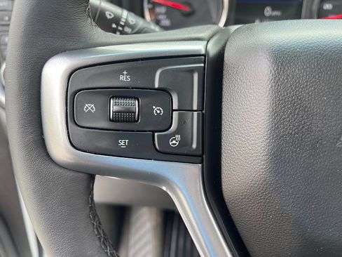 Used 2022 Chevrolet Silverado 1500 RST image 14