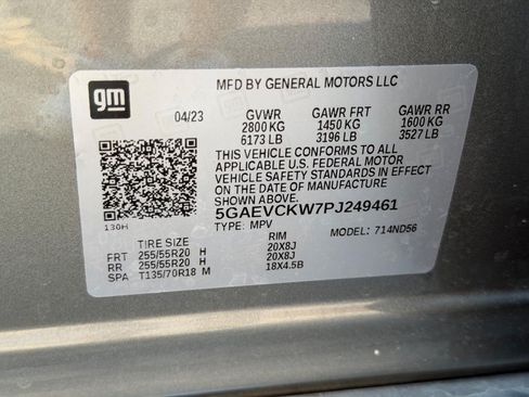 Used 2023 Buick Enclave Avenir w/ Avenir Technology Package AWD/4WD image 24