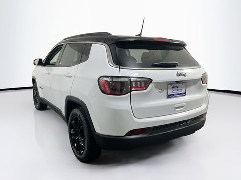 Used 2022 Jeep Compass Limited AWD/4WD image 7