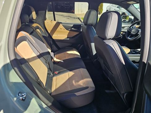 Used 2025 Chevrolet Equinox ACTIV w/ Safety and Technology Package AWD/4WD image 12