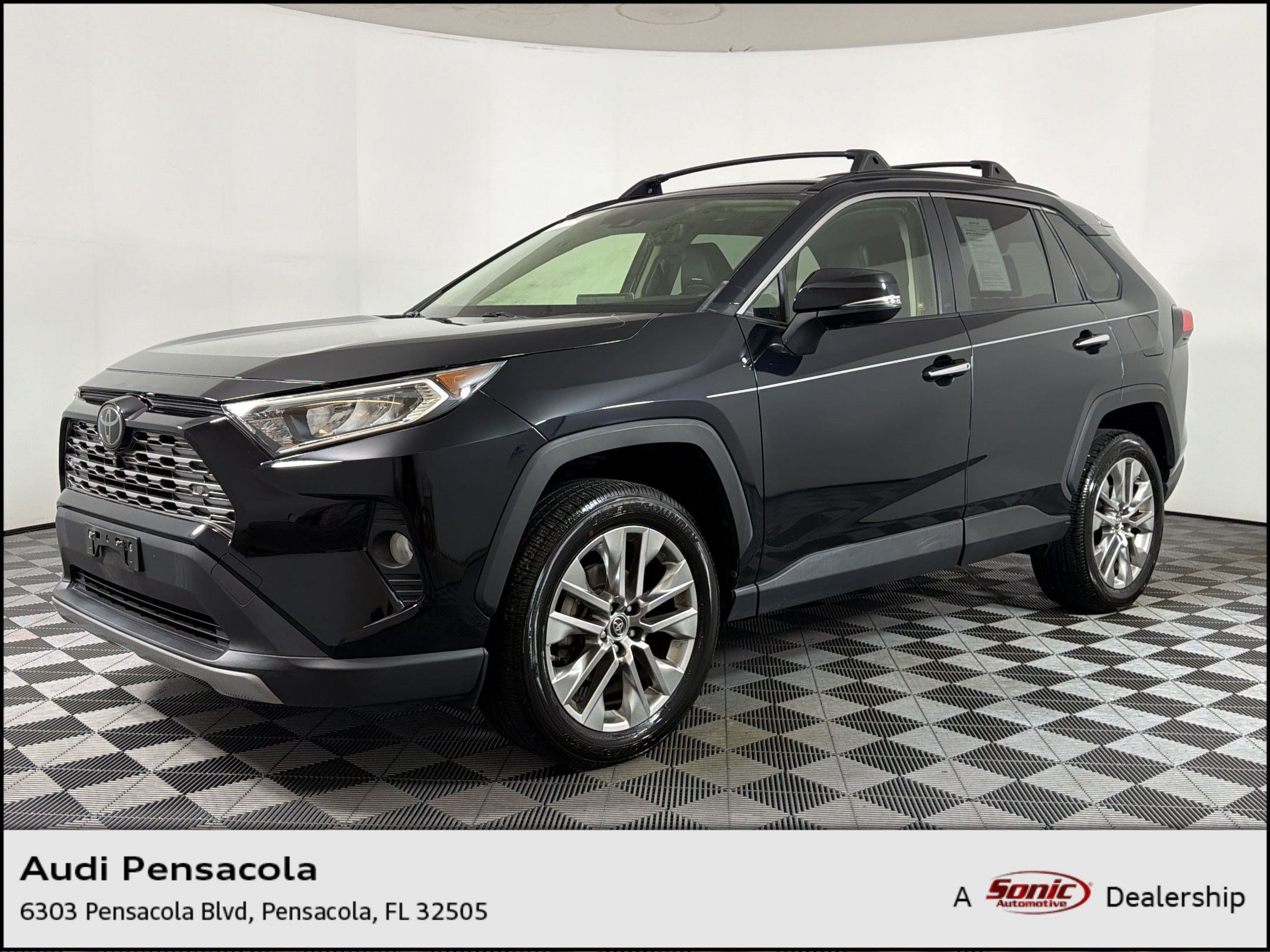 Used 2019 Toyota RAV4 Limited AWD/4WD image 1