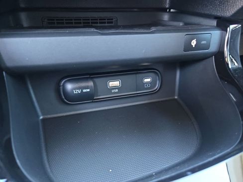 New 2026 Kia Sportage S image 28