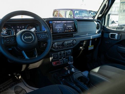 New 2026 Jeep Gladiator Sport AWD/4WD image 16