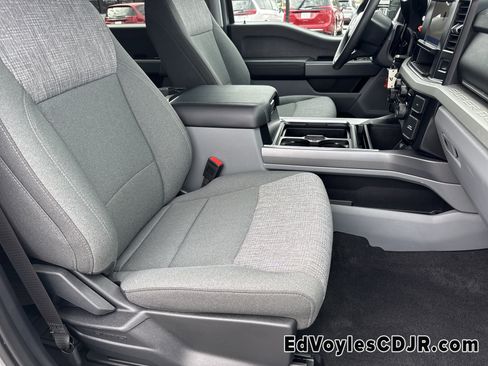 Used 2024 Ford F250 XLT w/ FX4 Off-Road Package image 17