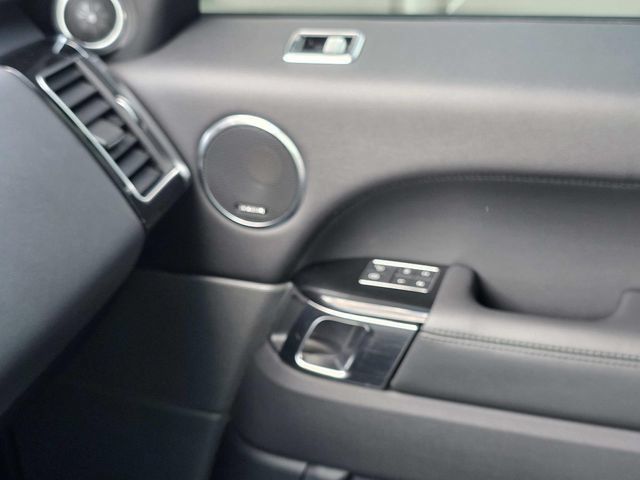 Used 2019 Land Rover Range Rover Sport HSE AWD/4WD image 27