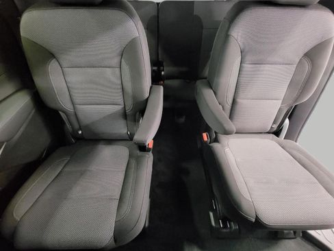 Certified 2023 Chevrolet Traverse LT image 25