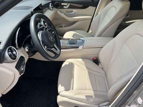 Used 2021 Mercedes-Benz GLC 300 image 20