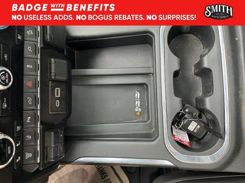 Used 2023 GMC Sierra 2500 AT4 w/ AT4 Premium Plus Package image 18