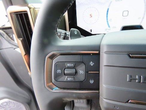 New 2025 GMC Hummer EV 3X w/ LPO, Sport Package image 25