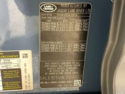 Used 2020 Land Rover Defender 110 HSE image 30