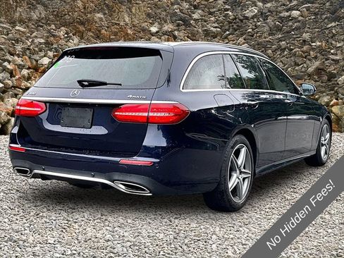 Used 2017 Mercedes-Benz E 400 4MATIC Wagon image 2