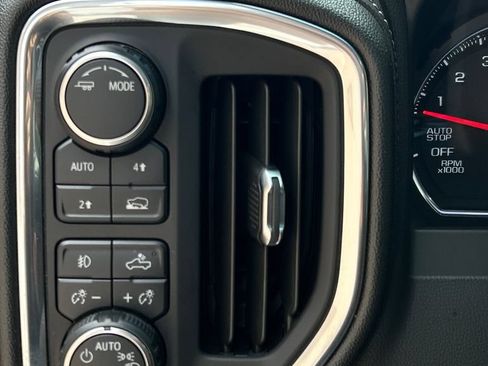 Used 2021 Chevrolet Silverado 1500 RST w/ Convenience Package II AWD/4WD image 32