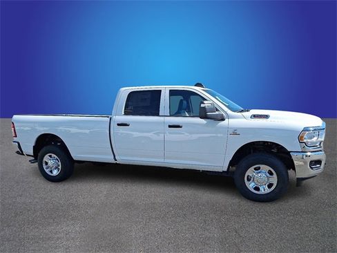Used 2023 RAM 3500 Tradesman w/ Chrome Appearance Group image 3