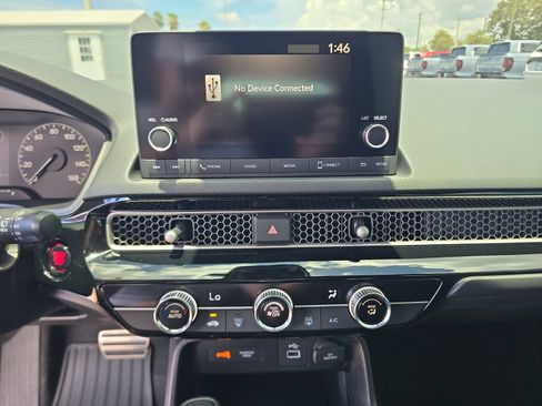 Used 2023 Honda Civic Sport image 17