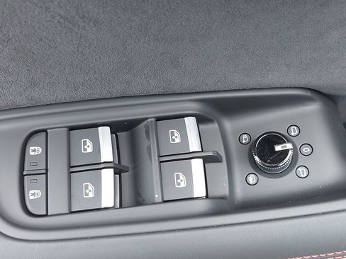 New 2026 Audi RS Q8 performance AWD/4WD image 31