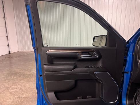 Certified 2022 Chevrolet Silverado 1500 RST AWD/4WD image 15