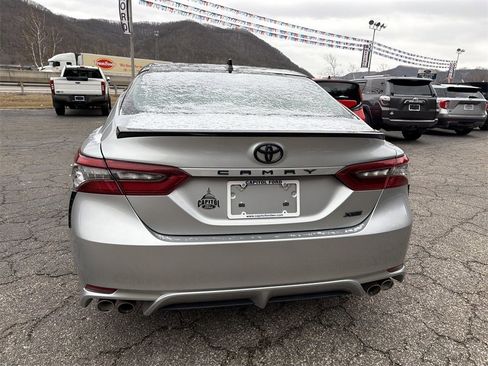 Used 2023 Toyota Camry XSE image 5