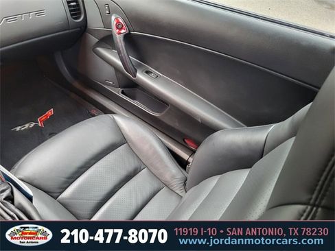 Used 2007 Chevrolet Corvette Convertible w/ Preferred Equipment Group image 14