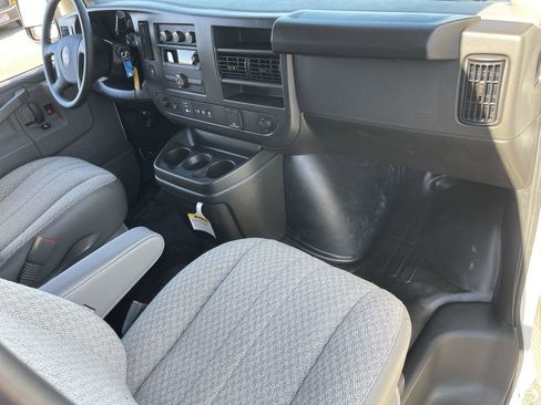 New 2025 GMC Savana 3500 LS RWD image 28