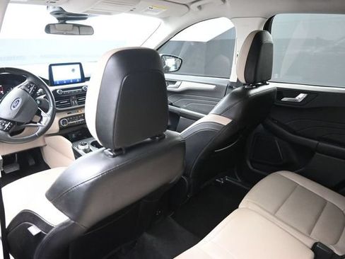 Used 2022 Ford Escape SEL FWD image 31