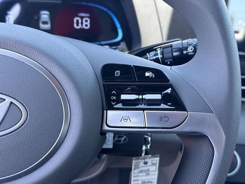 New 2026 Hyundai Elantra SE FWD image 25