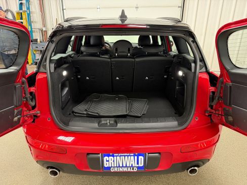 Used 2020 MINI Cooper Clubman S w/ Driver Assistance Package image 30