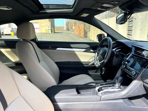 Used 2019 Honda Civic EX image 22