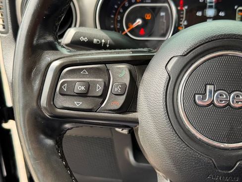 Used 2021 Jeep Gladiator Sport AWD/4WD image 21