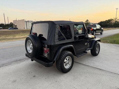 Used 1998 Jeep Wrangler Sport image 6