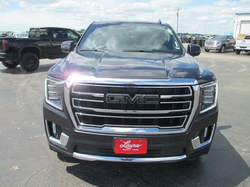 Used 2023 GMC Yukon SLT AWD/4WD image 12