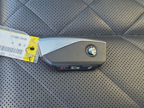 Used 2024 BMW X5 xDrive40i w/ Parking Assistance Package AWD/4WD image 33