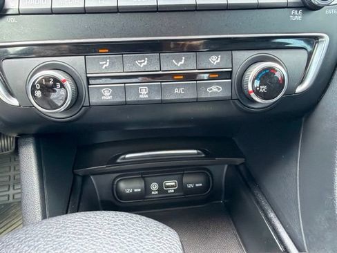 Used 2020 Kia Optima SE FWD image 14