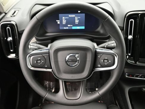 Used 2025 Volvo XC40 B5 Ultra w/ Climate Package AWD/4WD image 24