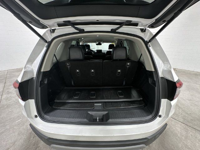 Used 2025 Honda Pilot EX-L image 17