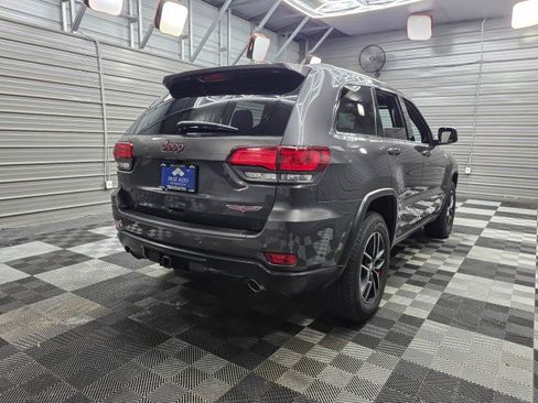 Used 2018 Jeep Grand Cherokee Trailhawk AWD/4WD image 6