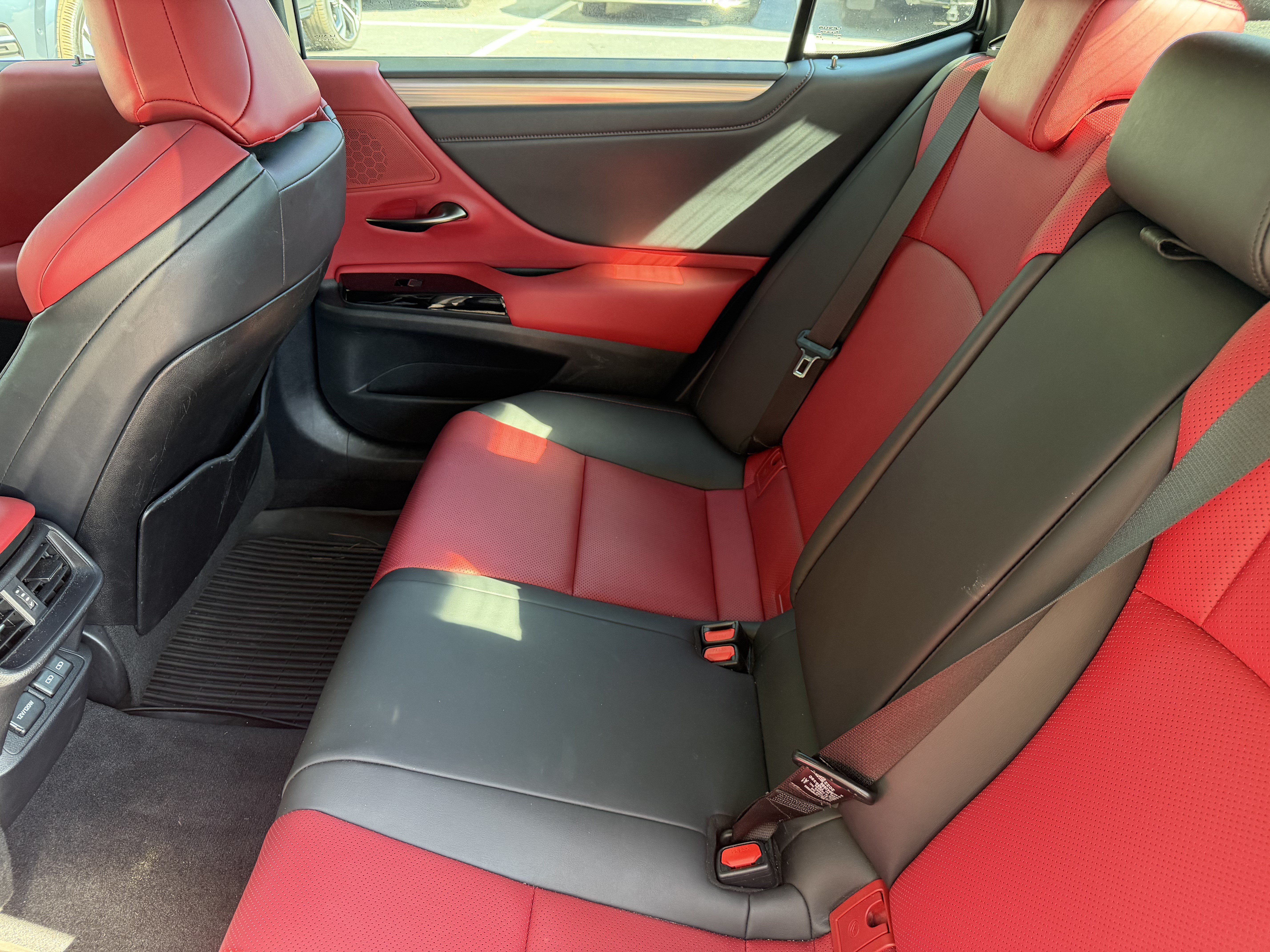 Certified 2023 Lexus ES 350 F Sport w/ Accessory Package (Z2) FWD image 35