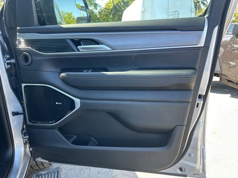 New 2026 Jeep Grand Wagoneer Limited AWD/4WD image 29