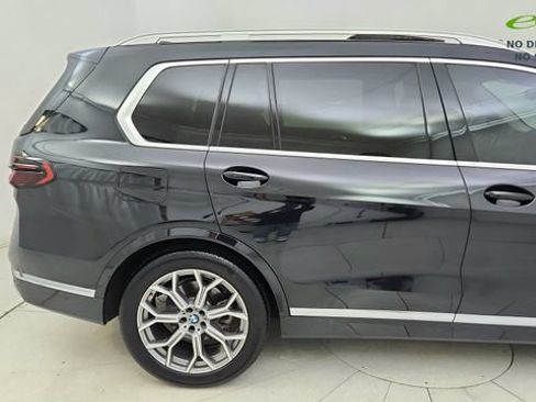 Used 2025 BMW X7 xDrive40i w/ Premium Package AWD/4WD image 28