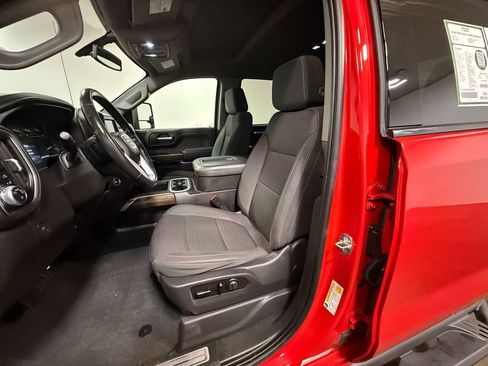 Used 2020 GMC Sierra 1500 Elevation w/ Elevation Value Package image 12