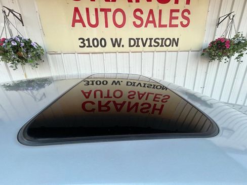 Used 2011 Toyota Camry SE w/ SE Extra-Value Pkg #1 image 9