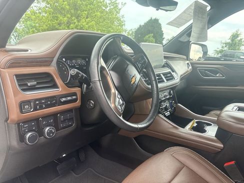 Certified 2021 Chevrolet Tahoe High Country w/ Premium Package AWD/4WD image 10