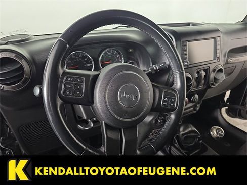Used 2015 Jeep Wrangler Sport image 13