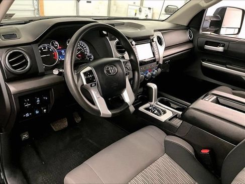 Used 2016 Toyota Tundra SR5 w/ TRD Off Road Package AWD/4WD image 12