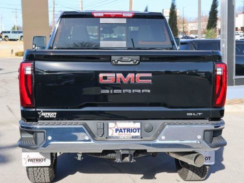 New 2026 GMC Sierra 3500 SLT image 4